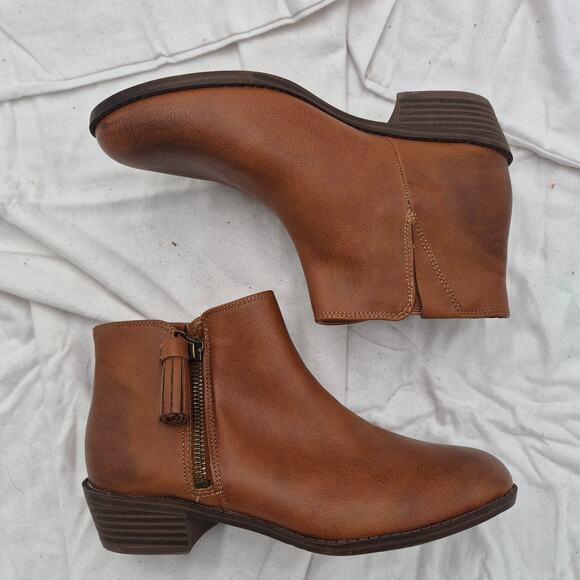 NEW ZODIAC Women's Val-Western Side Zip Ankle Boots in a cognac brown SIZE 6.5 - Picture 2 of 6